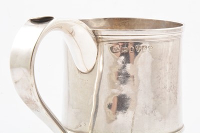 Lot 239 - George III silver mug
