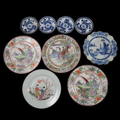 Lot 12 - Quantity of Chinese plates and dishes