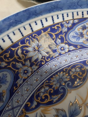 Lot 12 - Quantity of Chinese plates and dishes