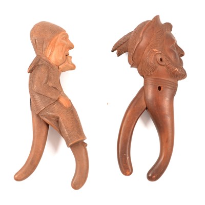 Lot 133 - Two novelty Black Forest carved wooden nutcrackers