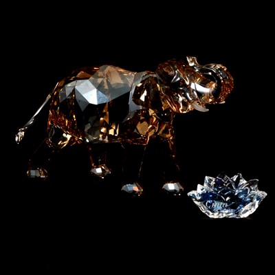 Lot 47 - Swarovski Crystal 'Elephant Cinta', ref SCS 2013, boxed