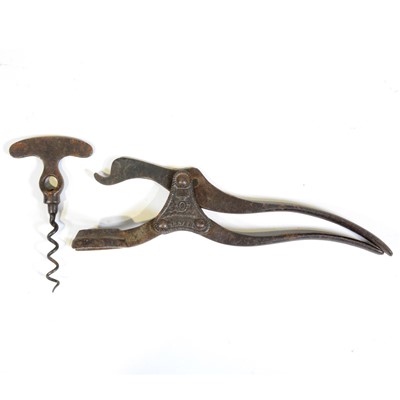 Lot 27 - Lund lever and corkscrew