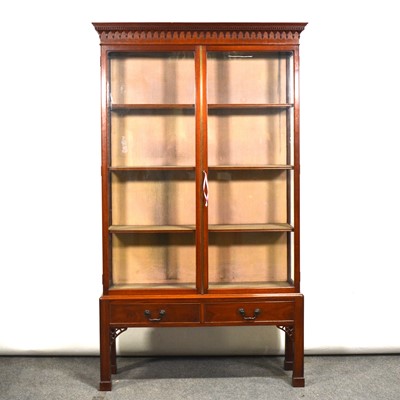 Lot 411 - Chippendale revival china cabinet