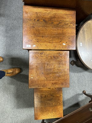 Lot 452 - Nest of oak tables