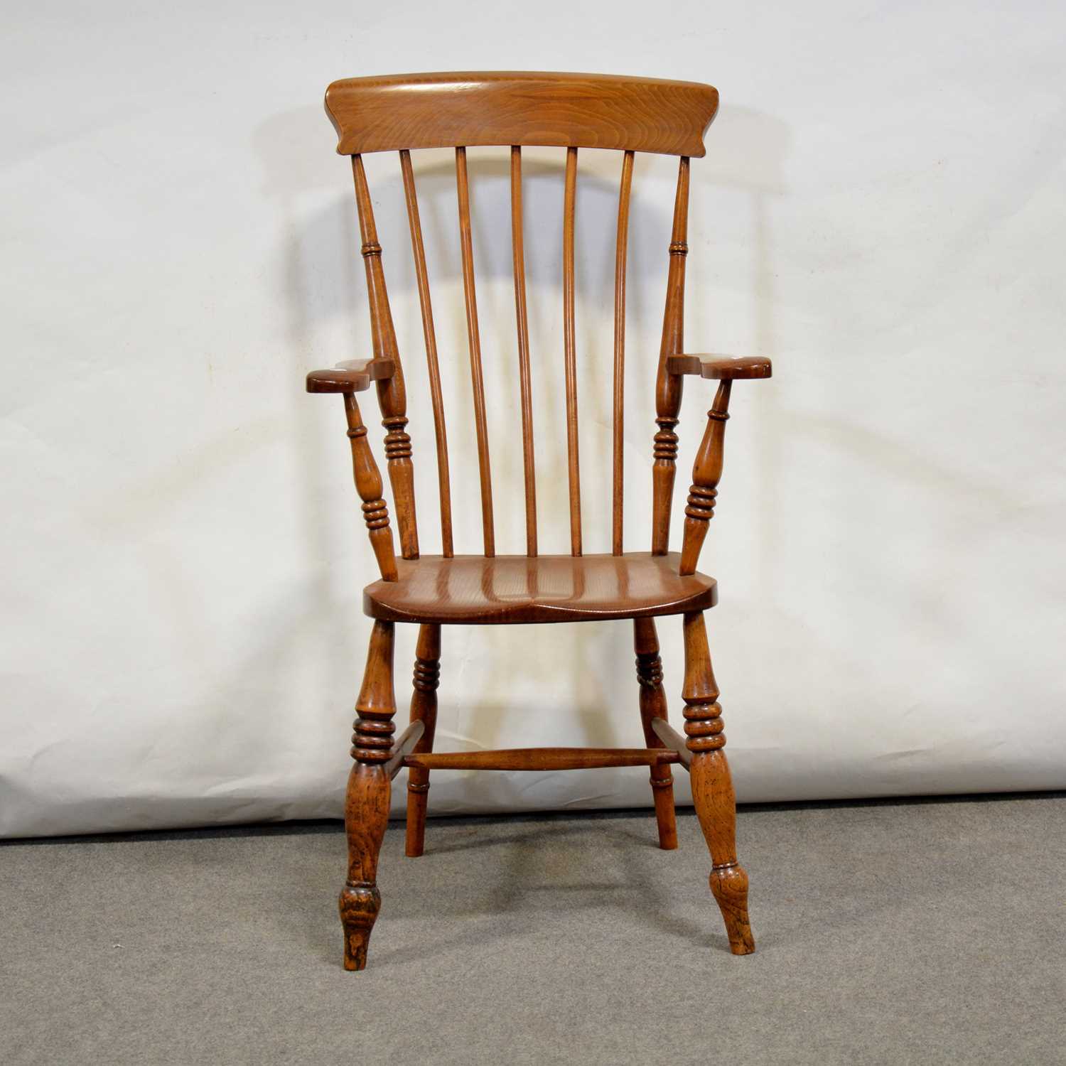 Lot 466 Elm and beech farmhouse kitchen chair,