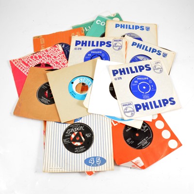 Lot 206 - 45s single vinyl music records, one box of mixed 1960s including many Embassy label