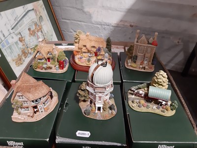 Lot 47 - Box of twenty Lilliput Lane models