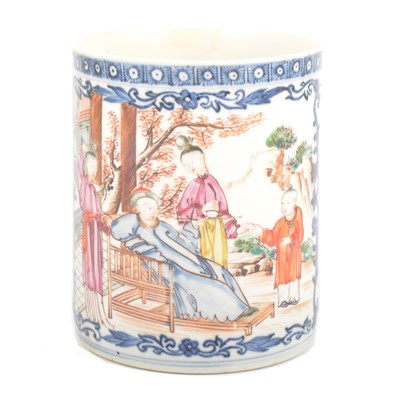 Lot 9 - Chinese porcelain tankard, 19th century