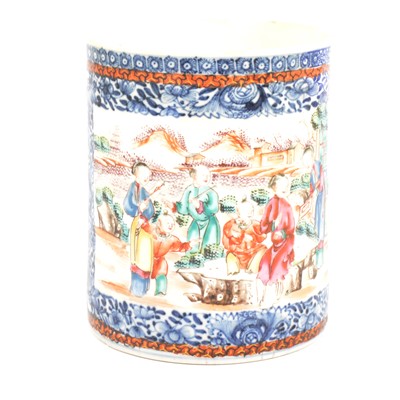 Lot 32 - Chinese porcelain tankard