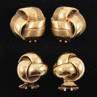 Vintage Monet Gold Triple Swirl Clip-on Earrings - felt