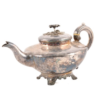 Lot 200 - Victorian silver teapot