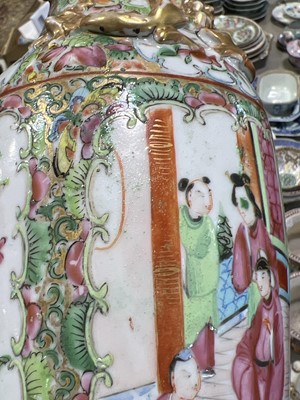Lot 54 - Cantonese porcelain vase
