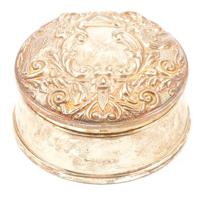 Lot 273 - A circular silver jewel box by W I Broadway & Co.