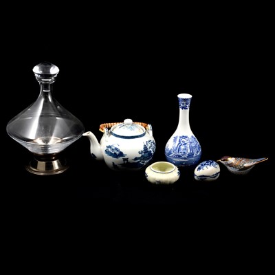 Lot 105 - Modern Japanese porcelain bowl, other ceramics