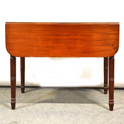 Lot 515 - Regency mahogany Pembroke table