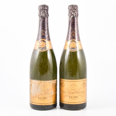 Lot 107 - Veuve Clicquot Ponsardin Brut Champagne, 1964 vintage