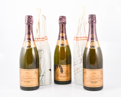 Lot 105 - Veuve Clicquot Ponsardin Brut Champagne, 1969 vintage