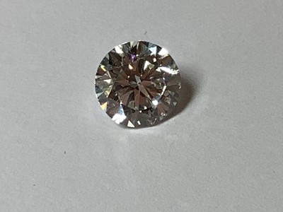 Lot 9 - A loose briiliant cut diamond .