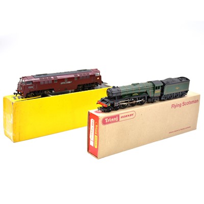 Lot 115 - A collection of OO gauge model railway, including Hornby Dublo, Trix etc.