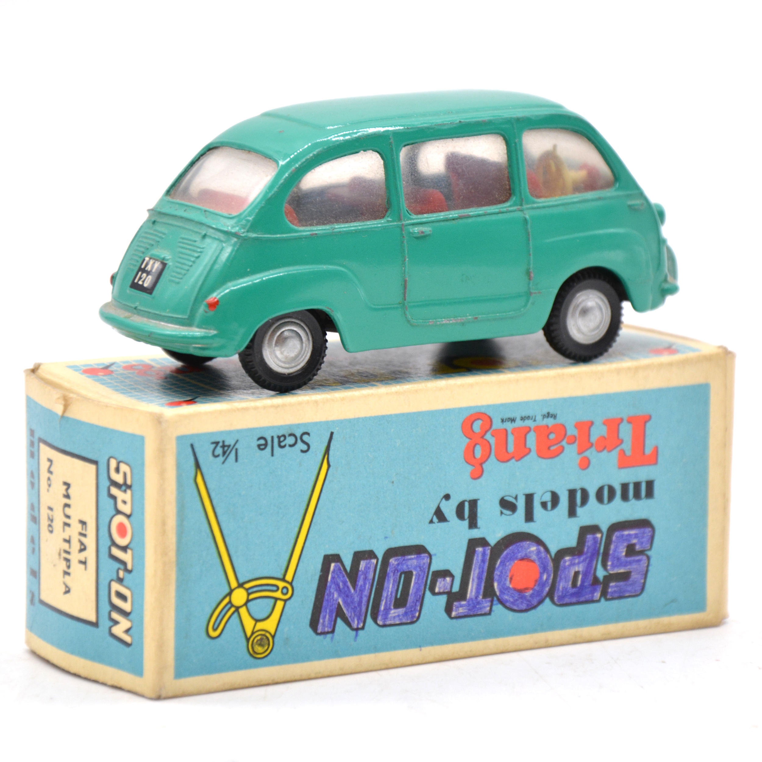 Lot 40 - Tri-ang Spot-on die-cast model ref no.120