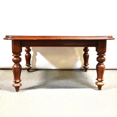 Lot 396 - Victorian mahogany pull-out dining table