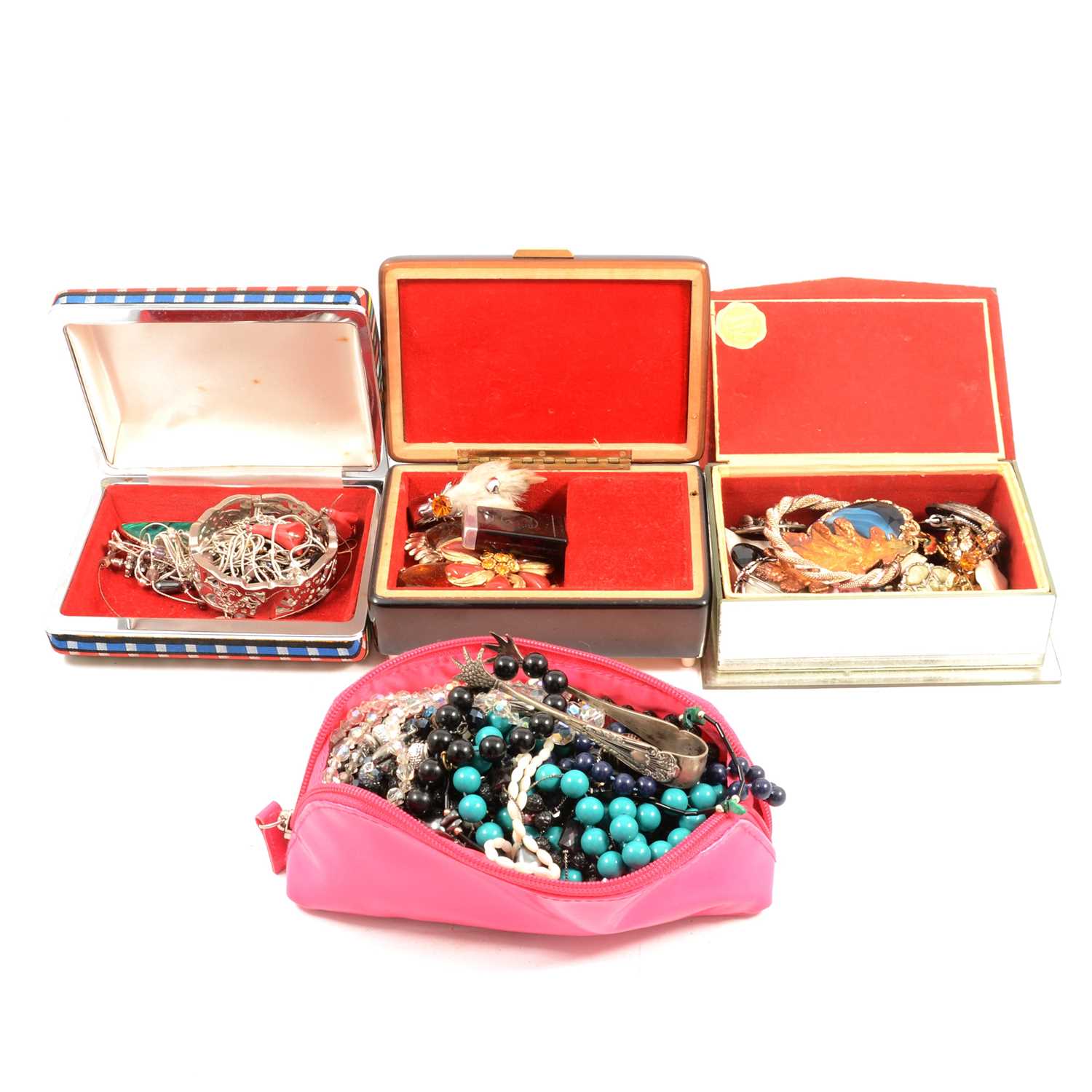 Lot 302 Vintage costume jewellery.