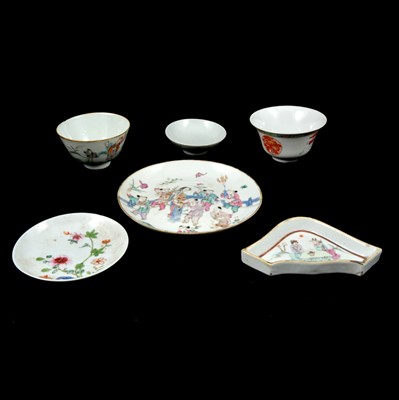 Lot 65 - Chinese porcelain saucer dish, rice bowl, etc.