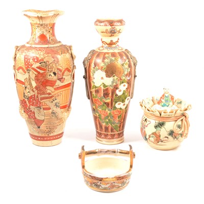 Lot 74 - Four pieces of Japanese Satsuma pottery