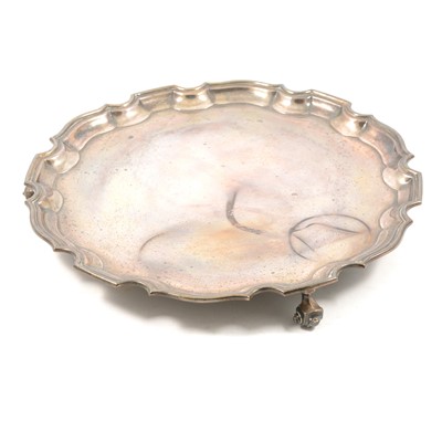 Lot 382 - Silver Salver