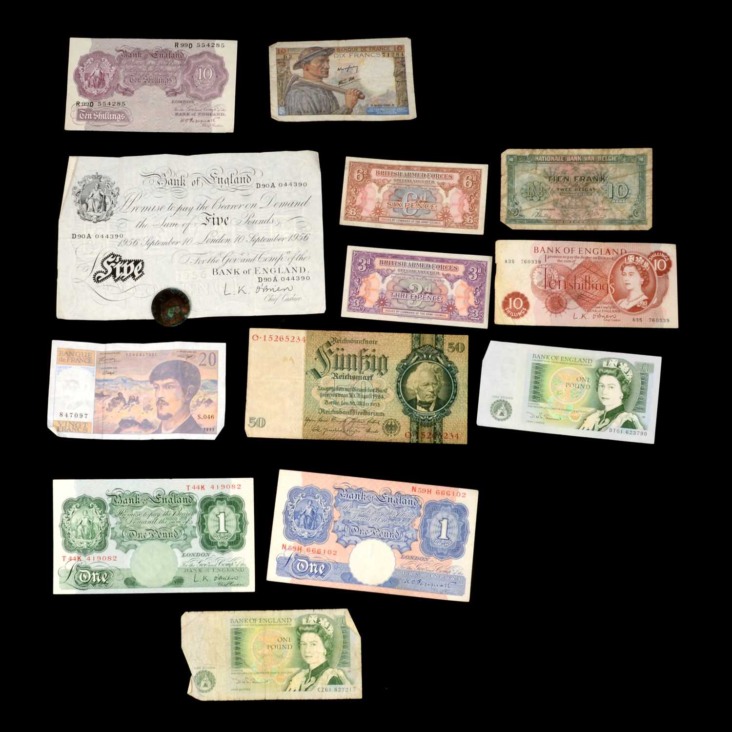 Lot 205 - Various bank notes including a white £5 note