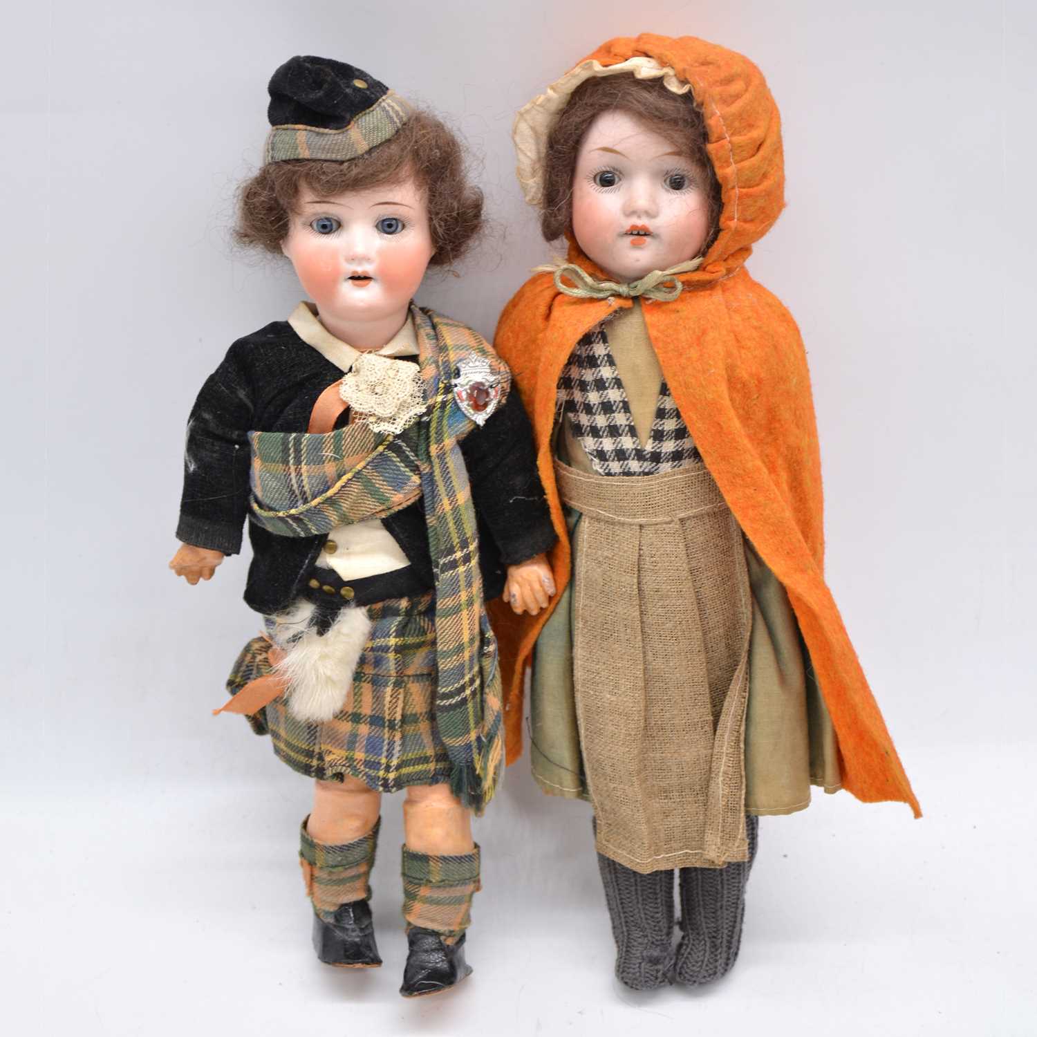 Lot 222 - Two German early 20th century bisque head dolls