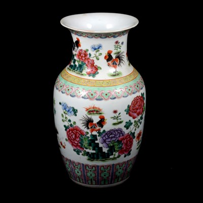 Lot 37 - Chinese porcelain vase