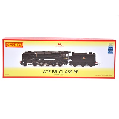 Lot 156 - Hornby OO gauge locomotive, BR 2-10-0 Class 9F, boxed