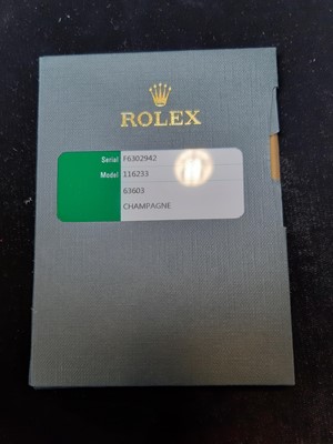 Lot 165 - Rolex - a gentleman's Oyster Perpetual Datejust bi-colour self-winding wristwatch.