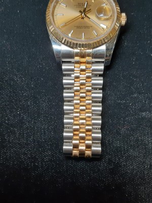 Lot 165 - Rolex - a gentleman's Oyster Perpetual Datejust bi-colour self-winding wristwatch.
