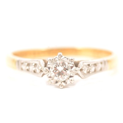 Lot 1 - A diamond solitaire ring.