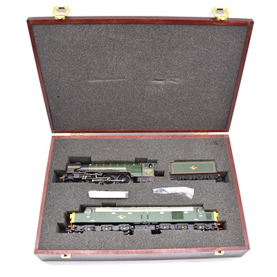 Lot 201 - Bachmann OO gauge two locomotive set, with wooden case