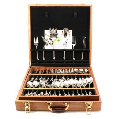 Lot 327 - Contemporary canteen of stainless steel cutlery