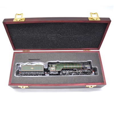 Lot 137 - Bachmann OO gauge locomotive, class A2, in wooden case