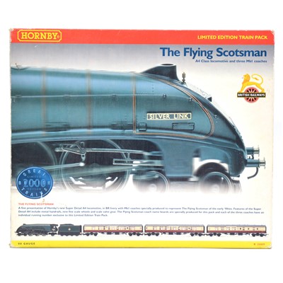 Lot 136 - Hornby OO gauge train pack, R2089 'The Flying Scotsman', boxed