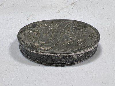 Lot 65 - Victorian white metal engraved snuff box