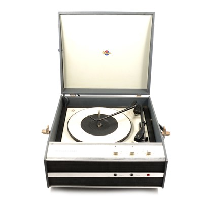 Lot 405 - A Marconiphone record player and two Queensberry Staffordshire dishes