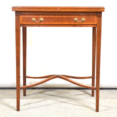 Lot 471 - Edwardian mahogany card table