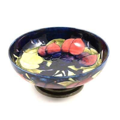 Lot 70 - Moorcroft pottery bowl with pewter base