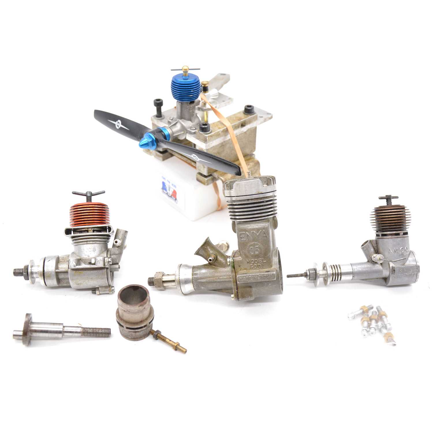 Lot 3 - Four aero model aircraft engines, including