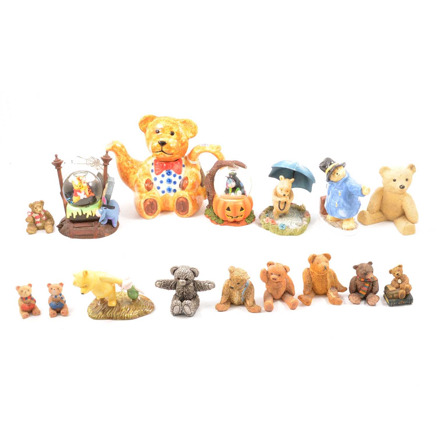 Lot 102 - Collection of bear-themed ornaments