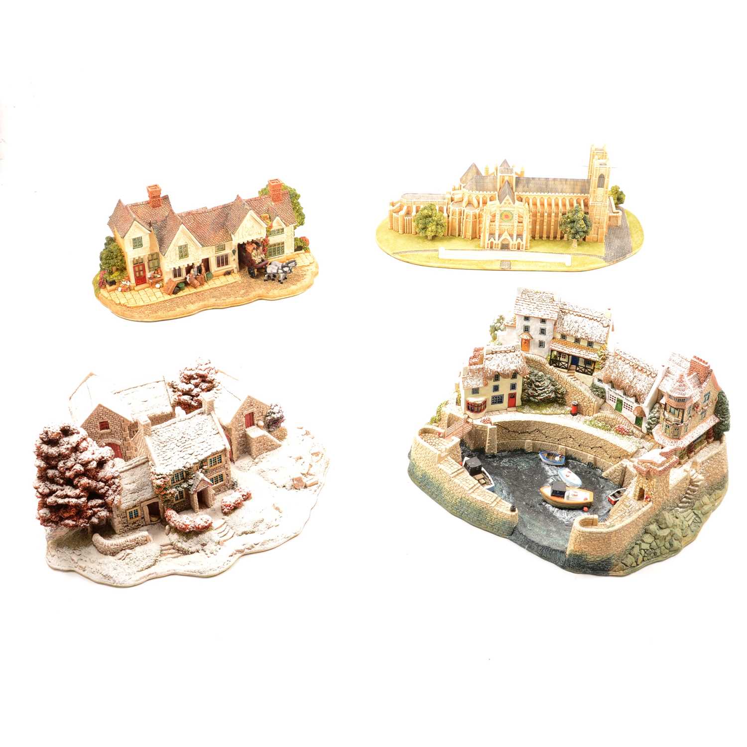 Lot 35 - Four Lilliput Lane models