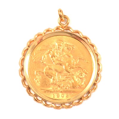 Lot 44 - A Gold Full Sovereign Coin pendant.