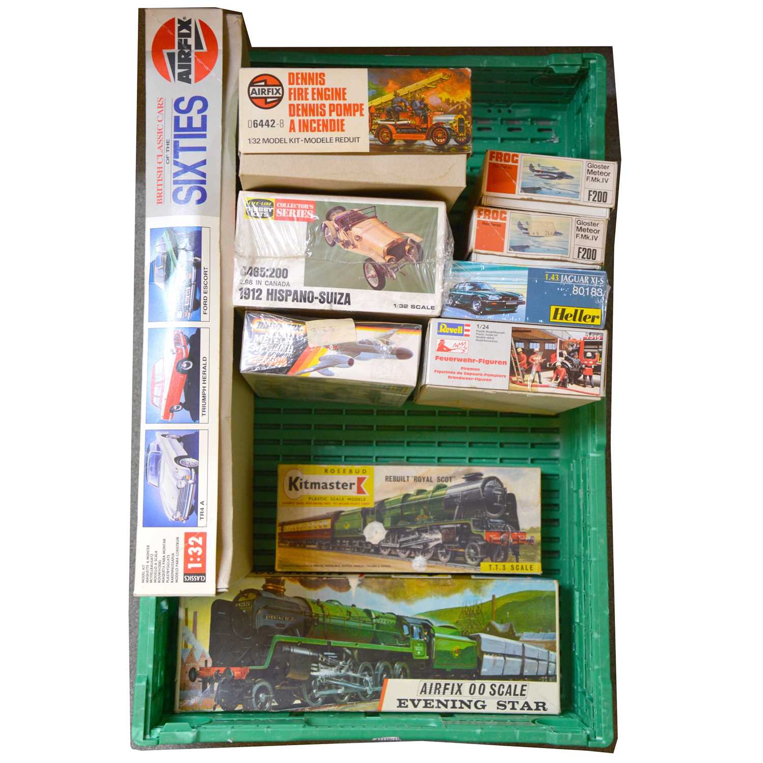 Lot 211 - Ten model kits, including Airfix, Matchbox,