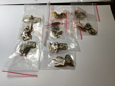 Lot 281 - Thirty-two pairs of vintage cufflinks, many 1930’s 1940’s.